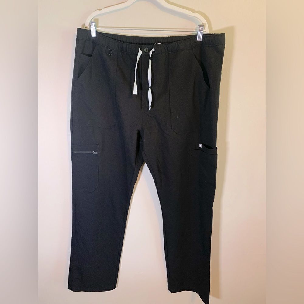 NWT Figs Cairo Cargo black Pants/scrubs size XXL